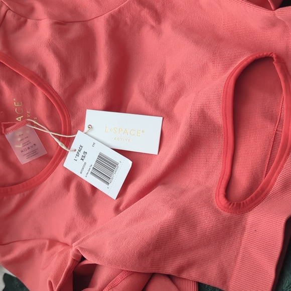 L*Space In The Zone Top- XS/S - Picture 6 of 6